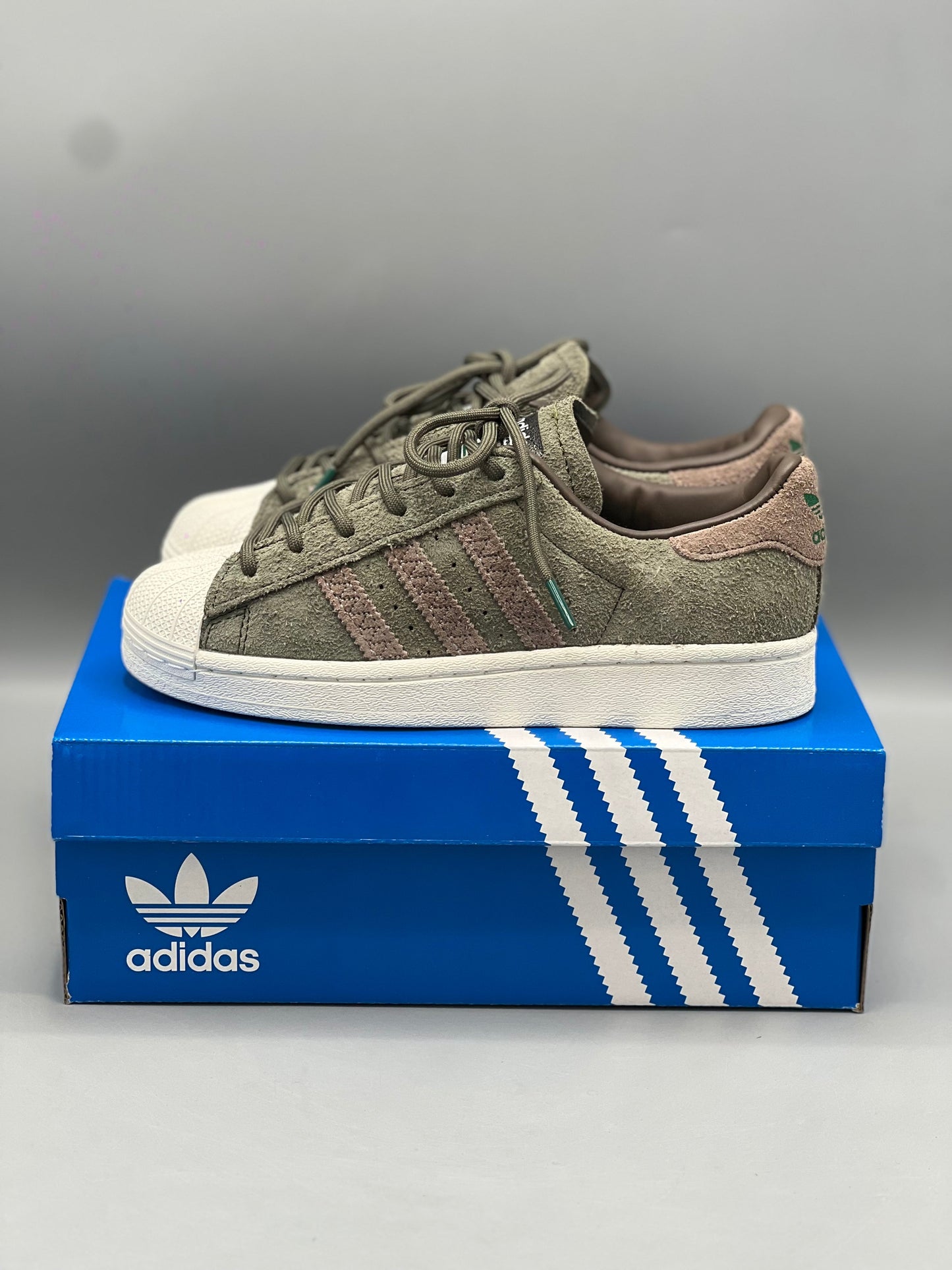Adidas Superstar