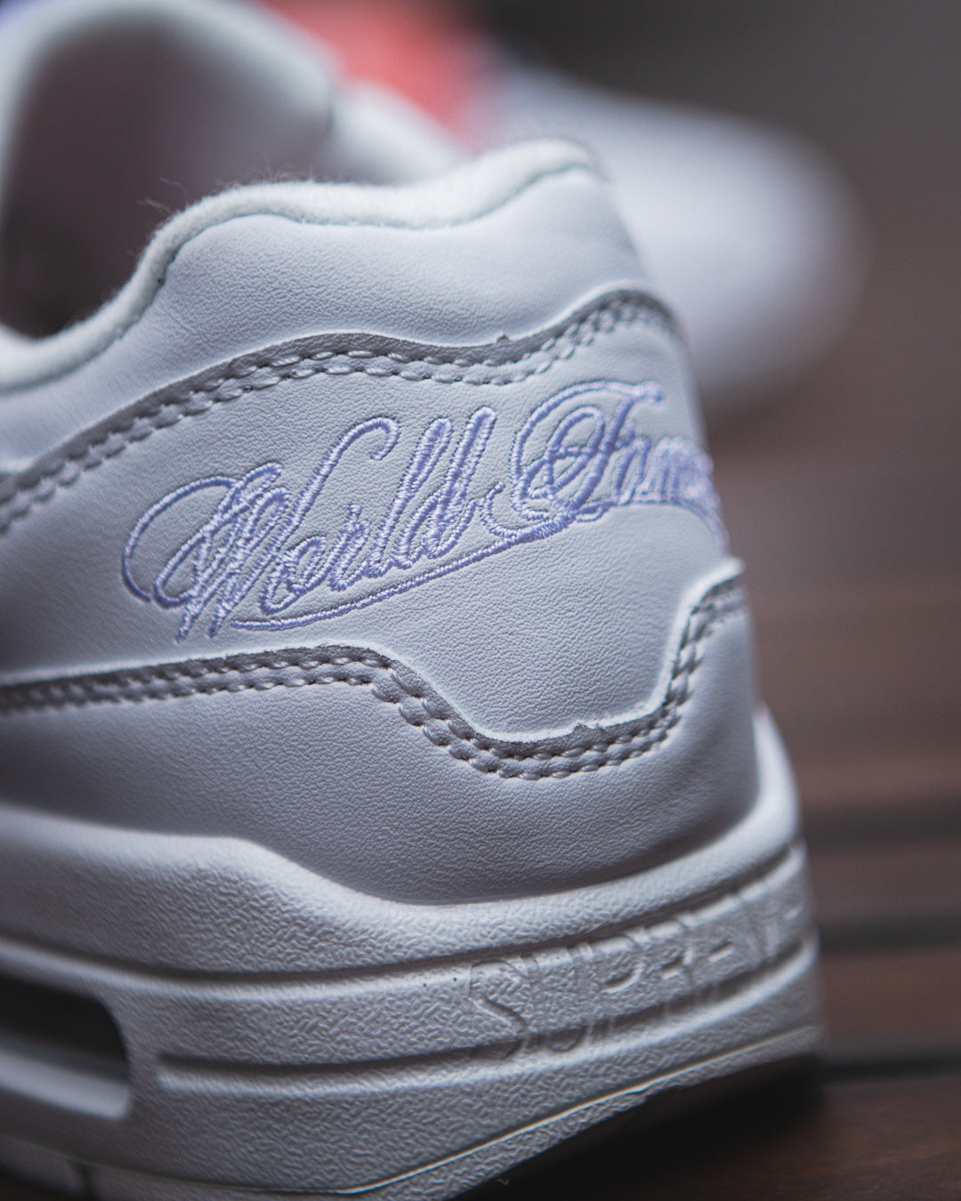 Nike Air Max one x supreme