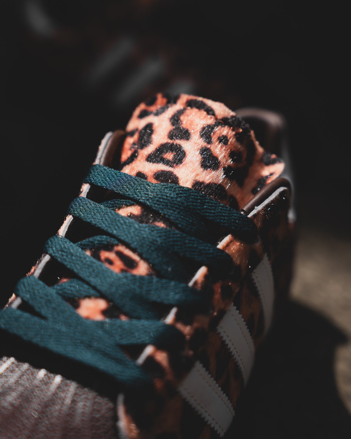 Adidas Superstar animal print green