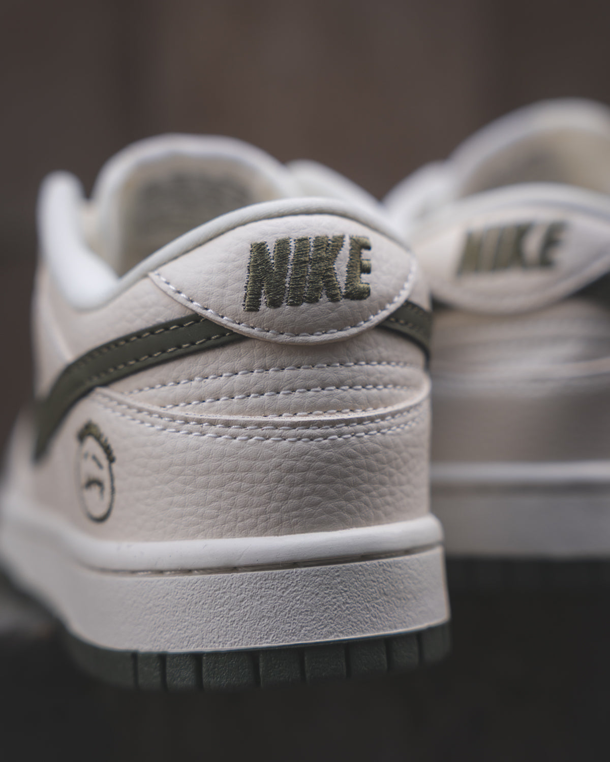 Nike Dunk Low SB Beige/Green Olive