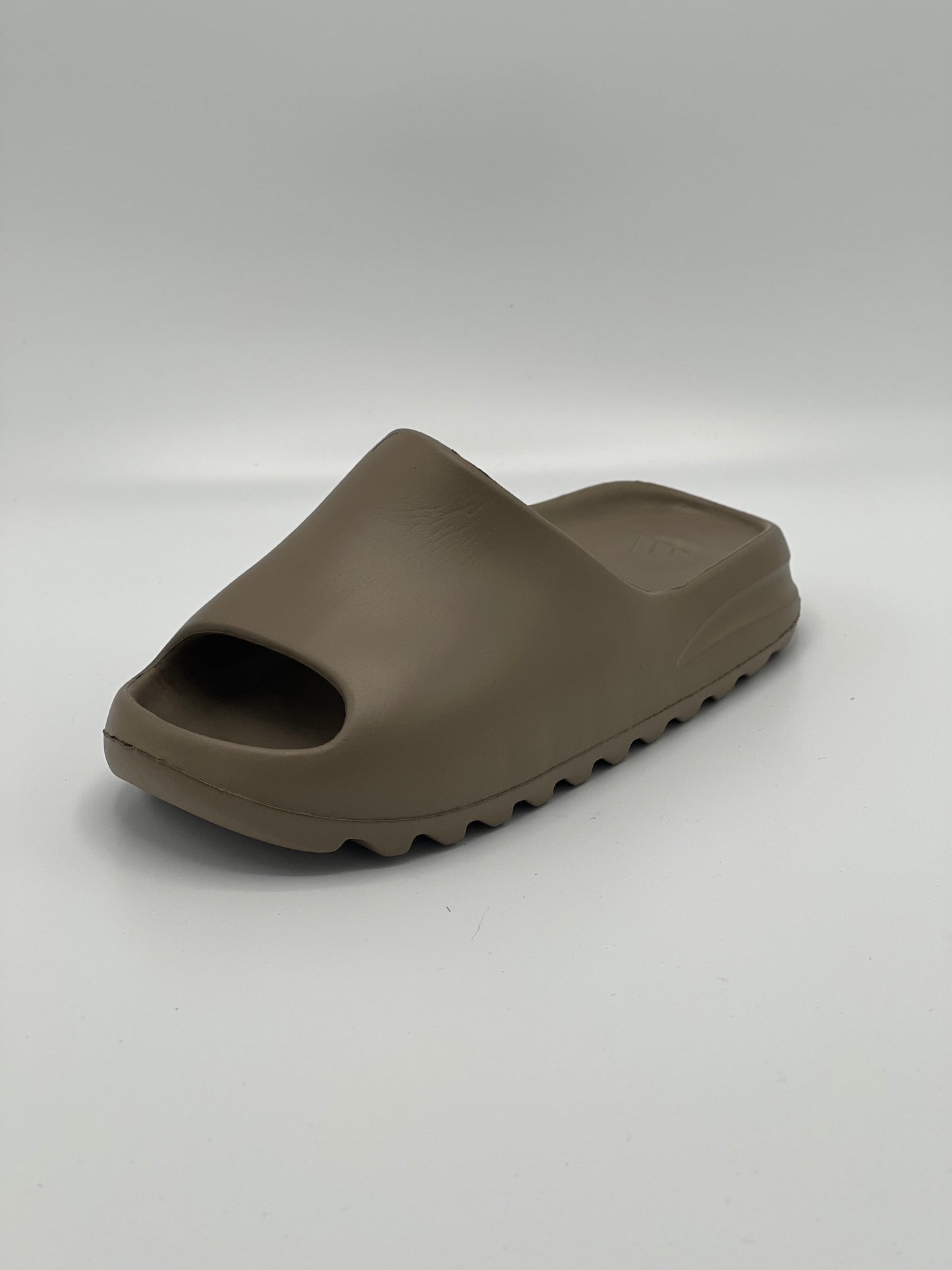 Yeezy Slide (H)