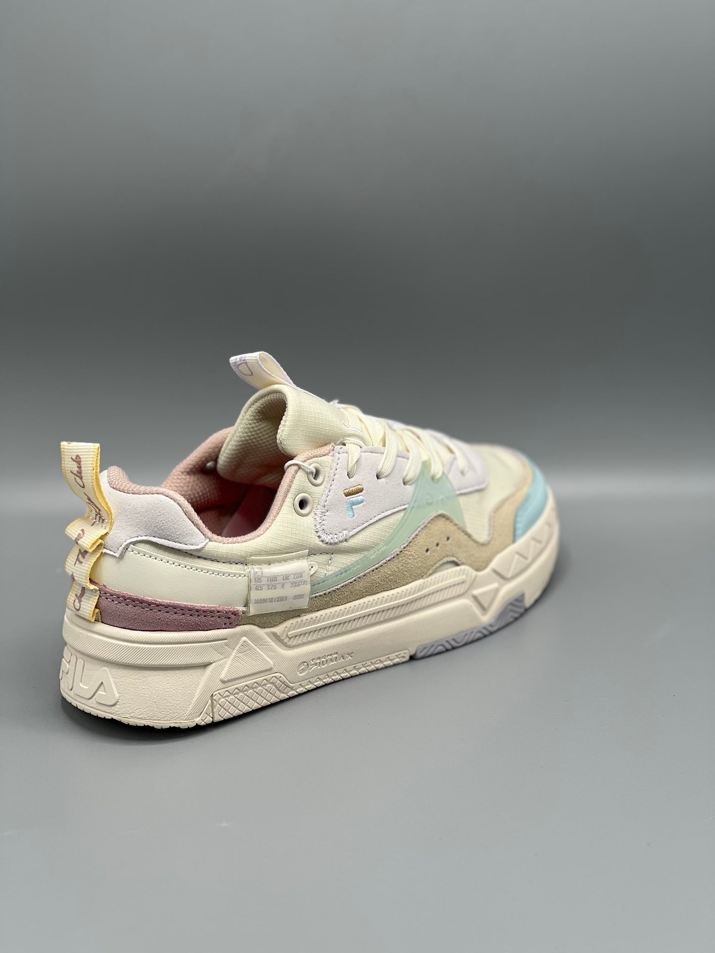 Fila Sneakers