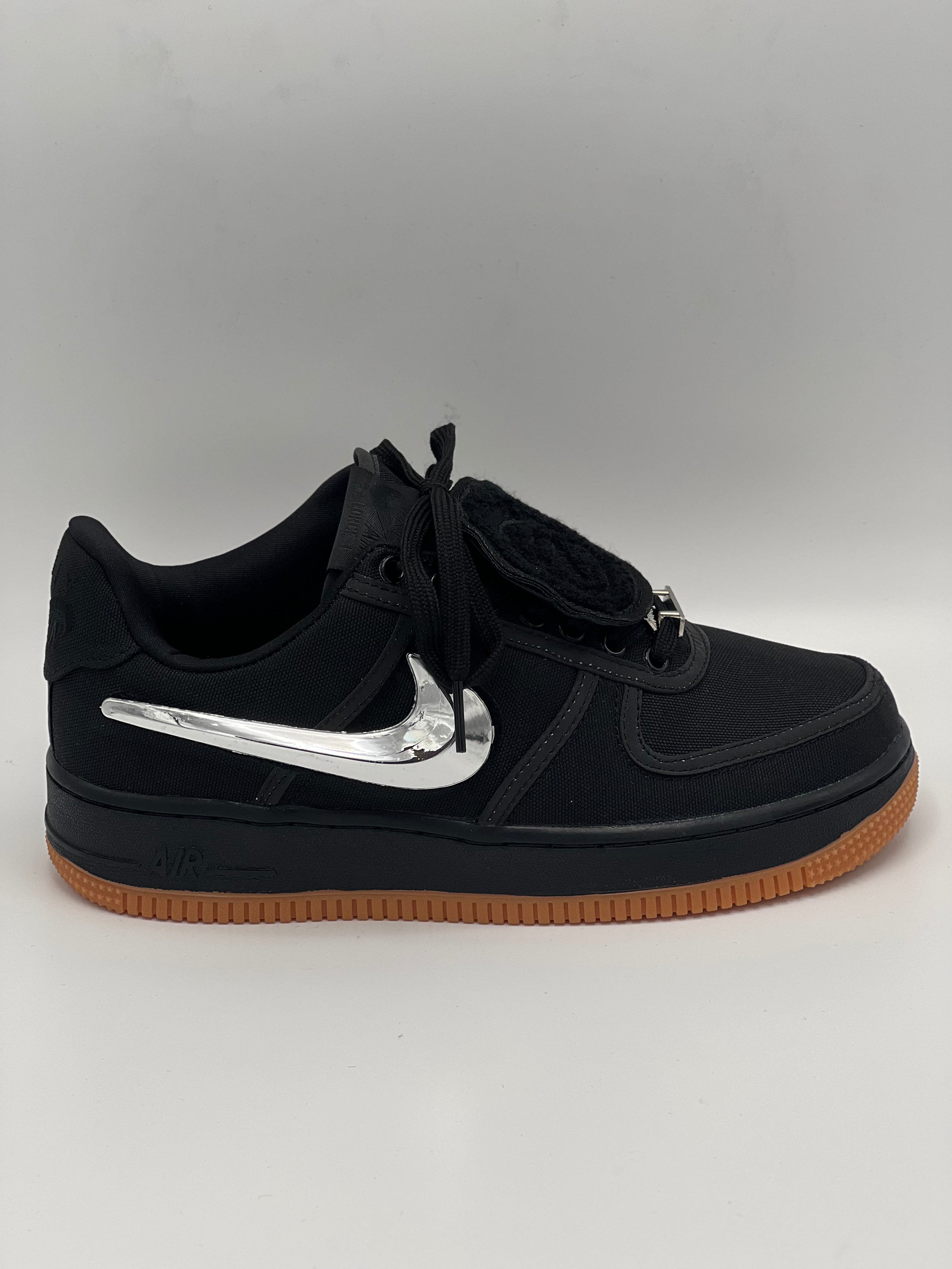 Air force one travis 2025 scott precio