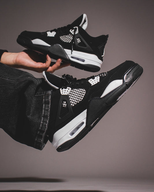 Air Jordan Retro 4