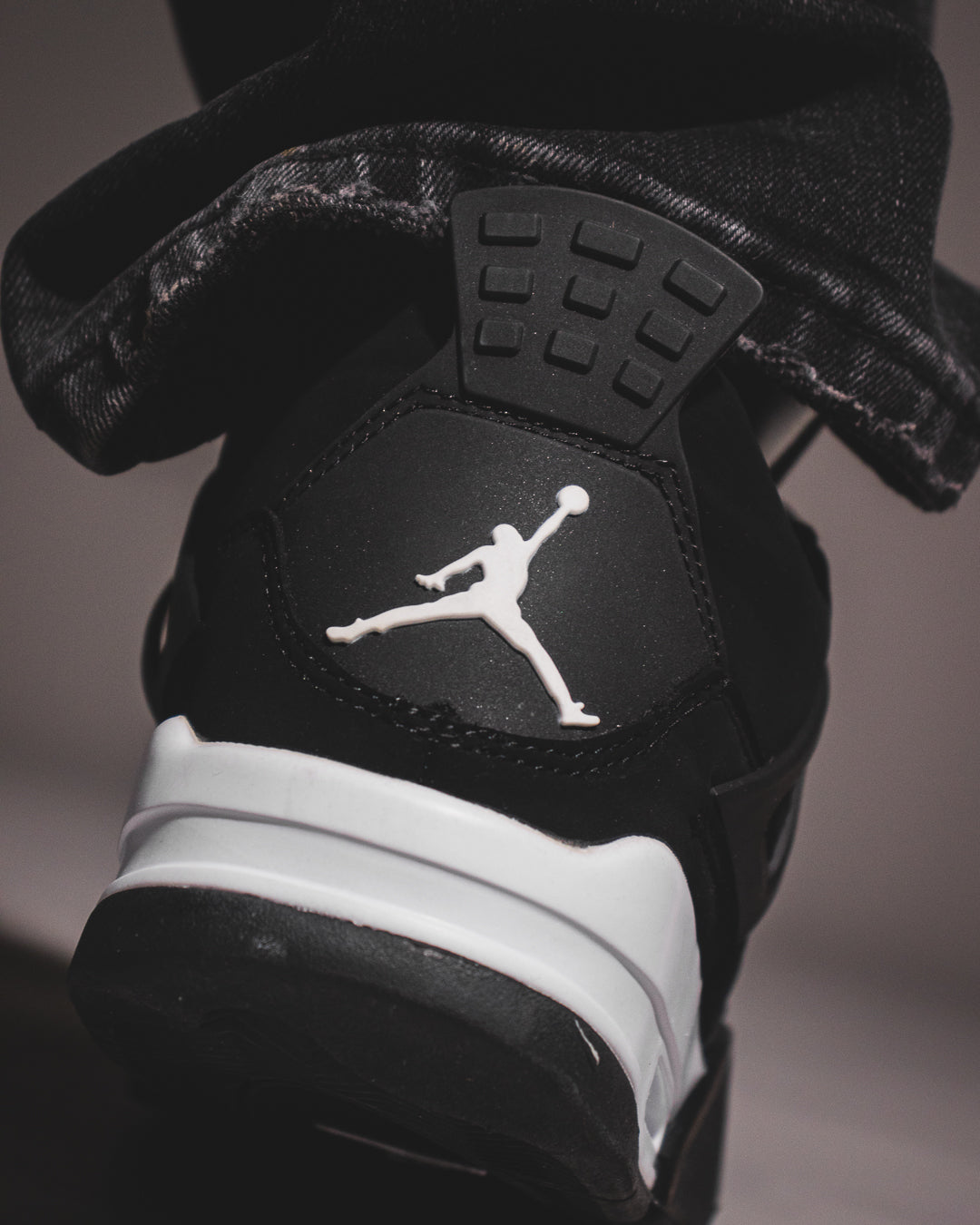 Air Jordan Retro 4
