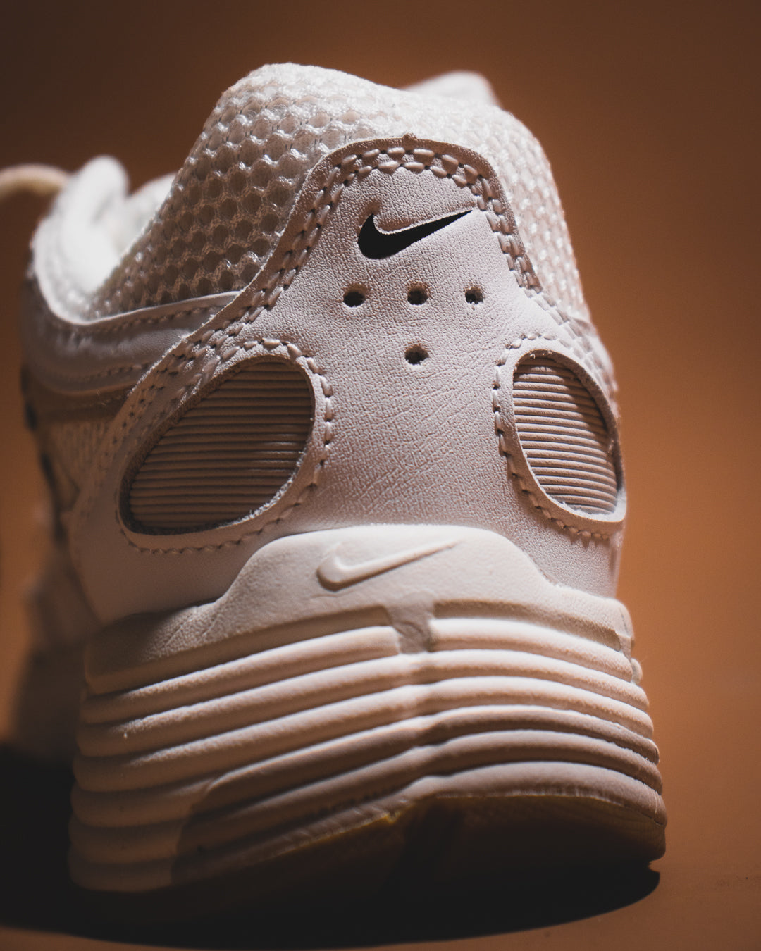 Nike p-6000