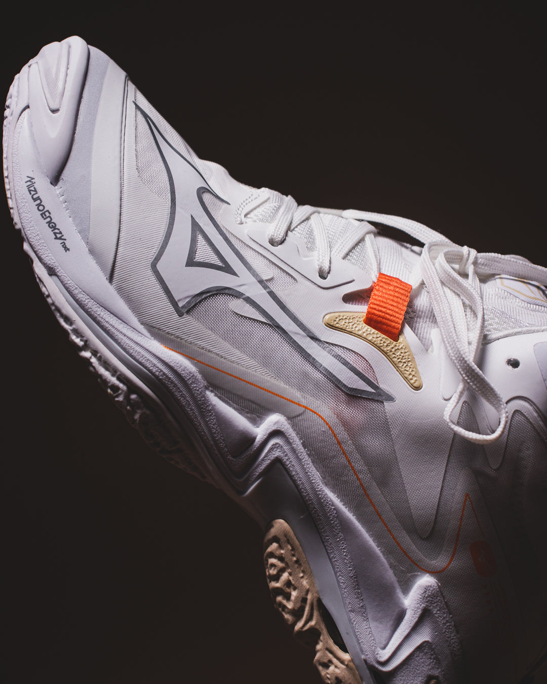 Mizuno Wave Lightning Z8