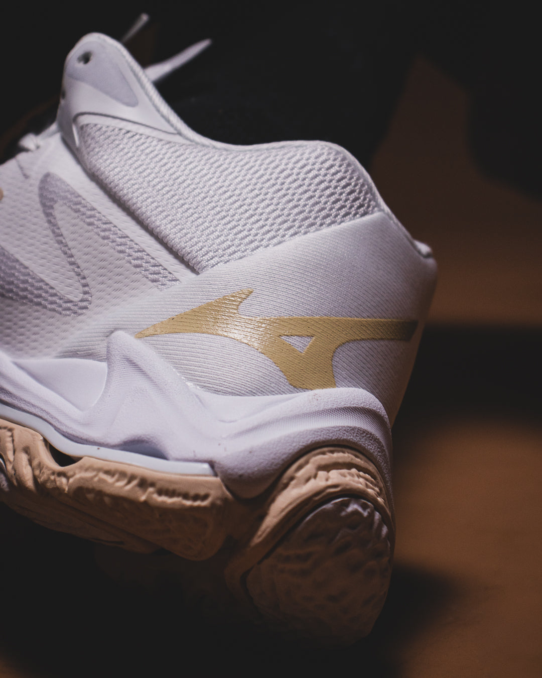 Mizuno Wave Lightning Z8