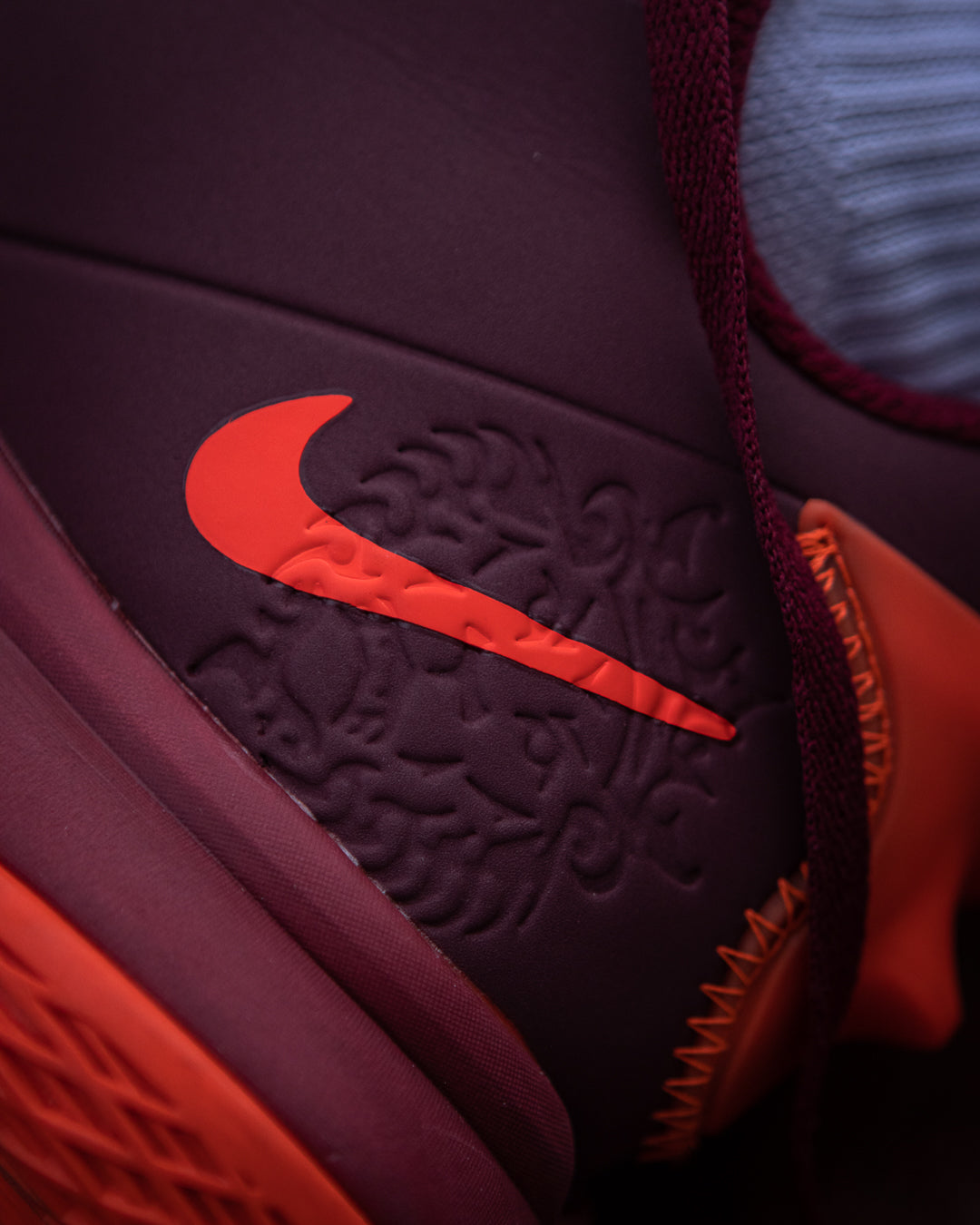 Nike Lebron Witness 5 'Gym Red Crimson'