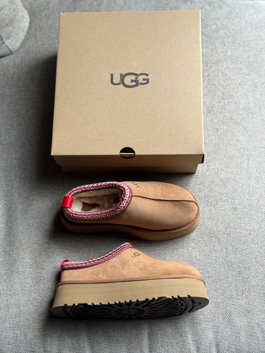Ugg