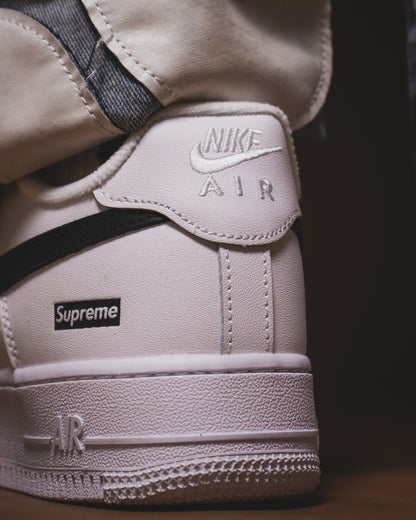 Nike Air force x supreme