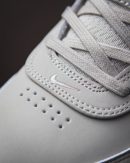 Nike book 1