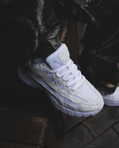 Nike p-6000