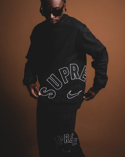 Buzo Supreme x Nike Arc