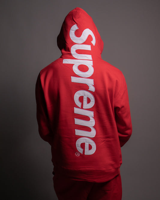 Buzo Supreme Satin Appliqué