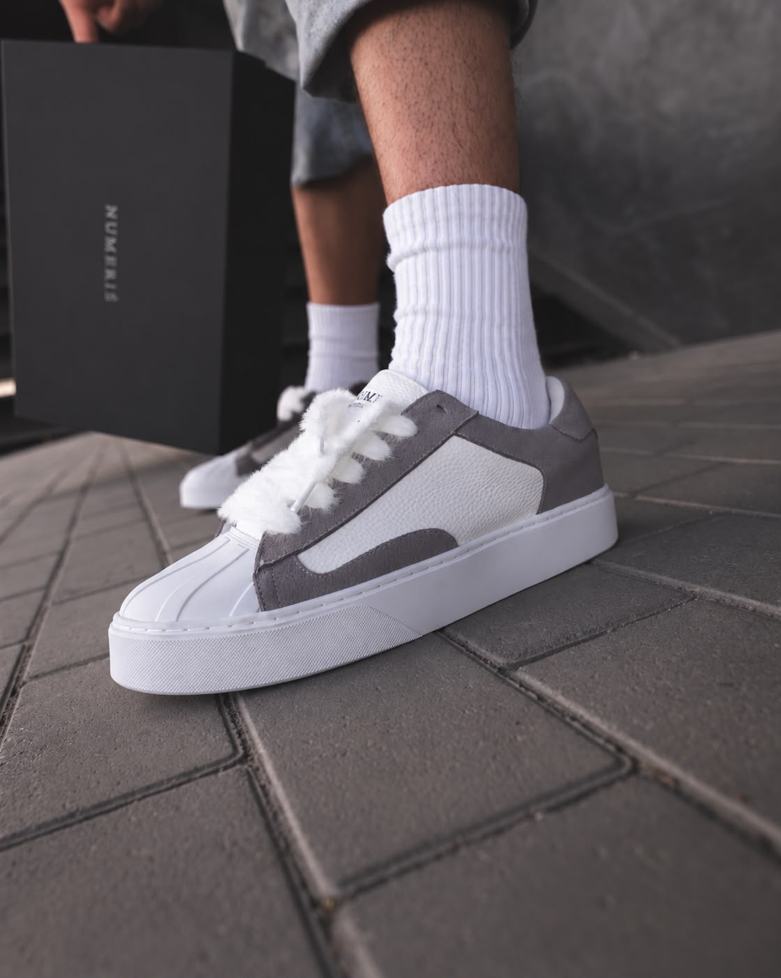 Numeris Eclipse Grey/White
