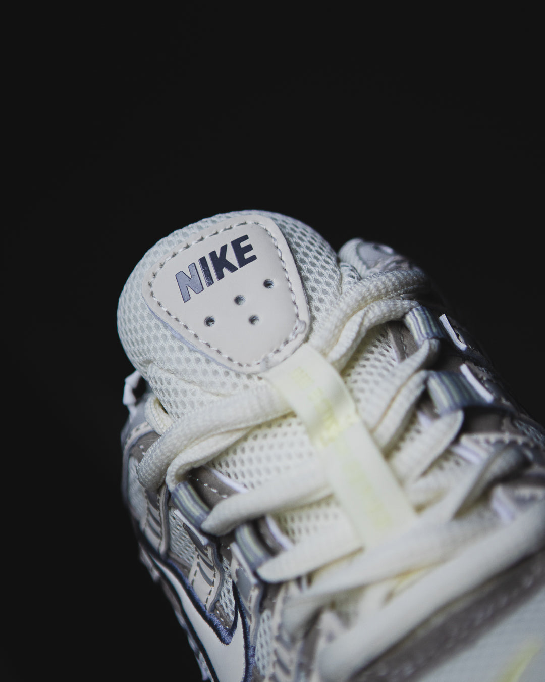 Nike p-6000