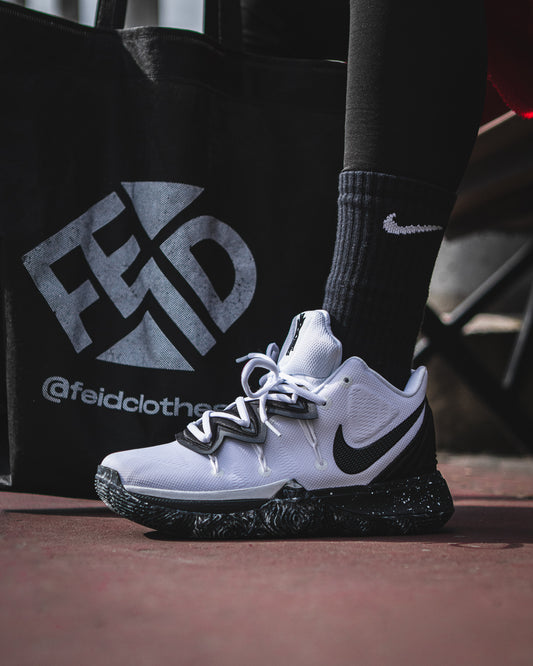 Nike Kyrie 5 'Oreo Cookies and Cream'