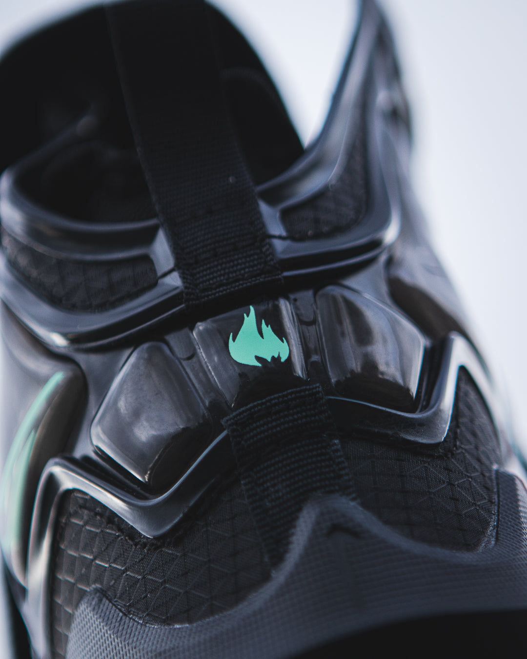 Nike LeBron 19 'Anthracite'
