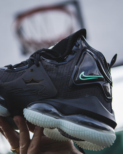 Nike LeBron 19 'Anthracite'