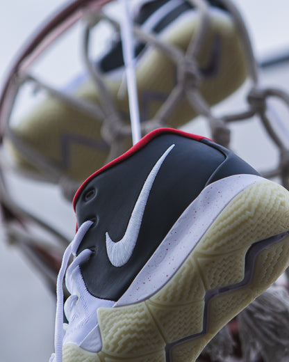 Nike Kyrie 4 White Black