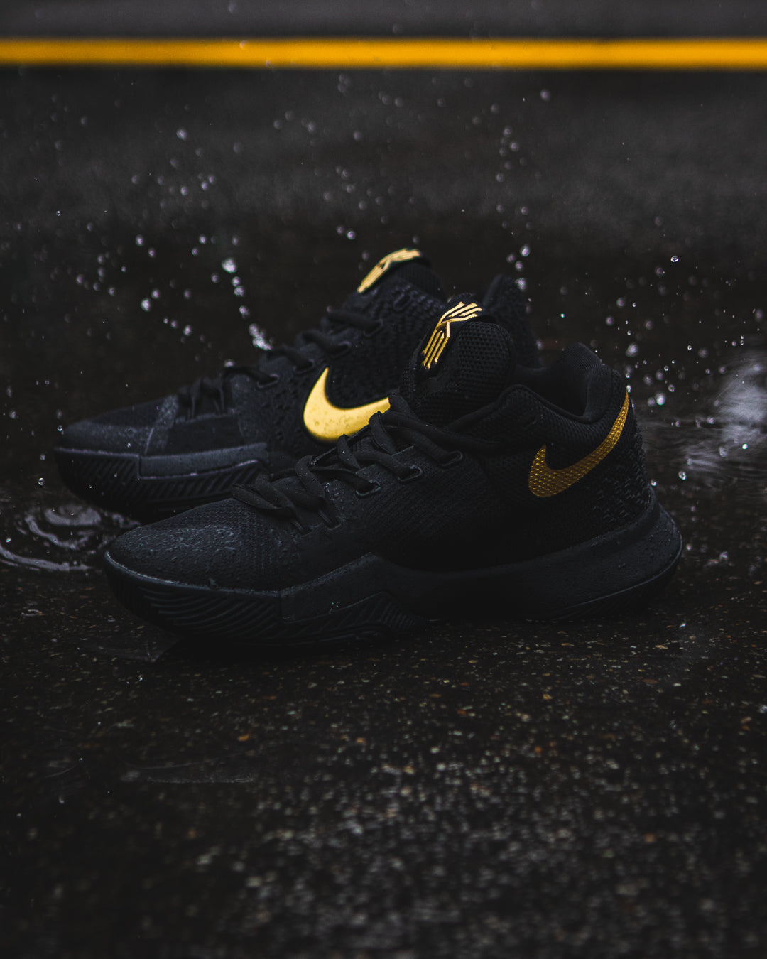 Nike Kyrie 3 Irving Gold