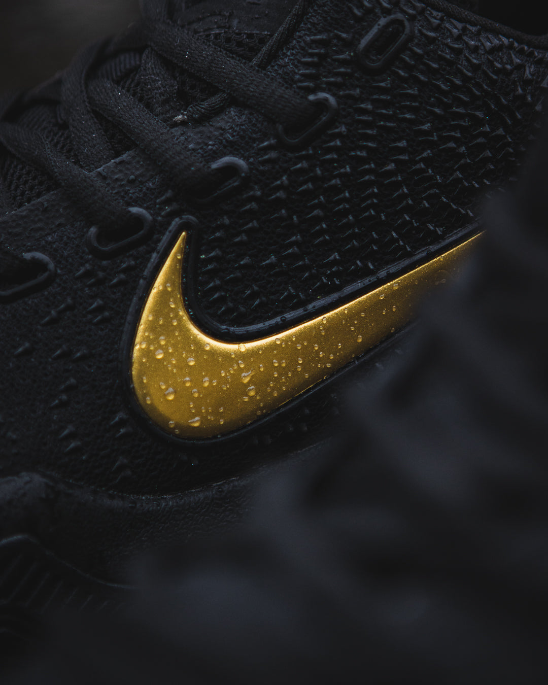 Nike Kyrie 3 Irving Gold