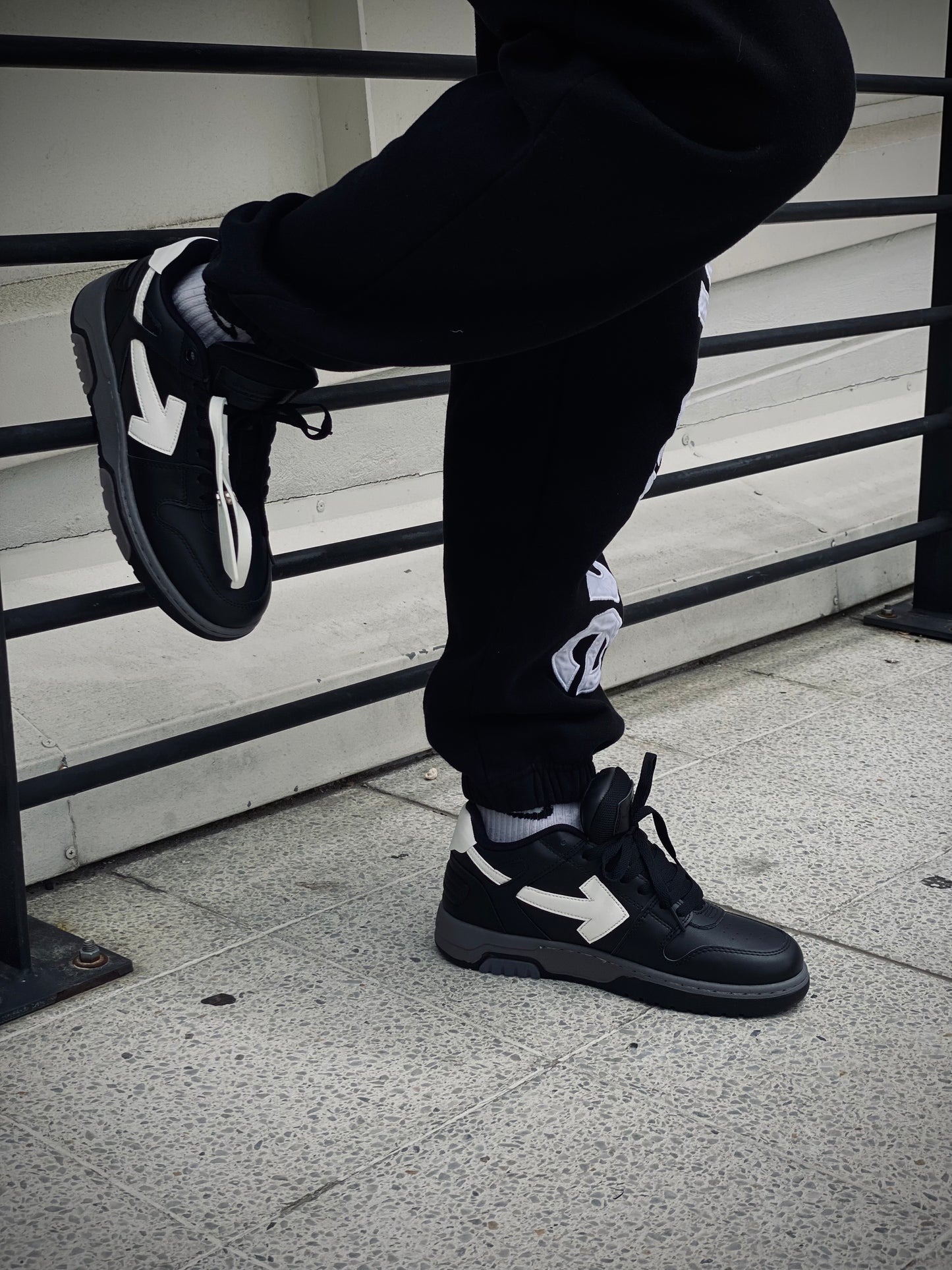 Off White out of office