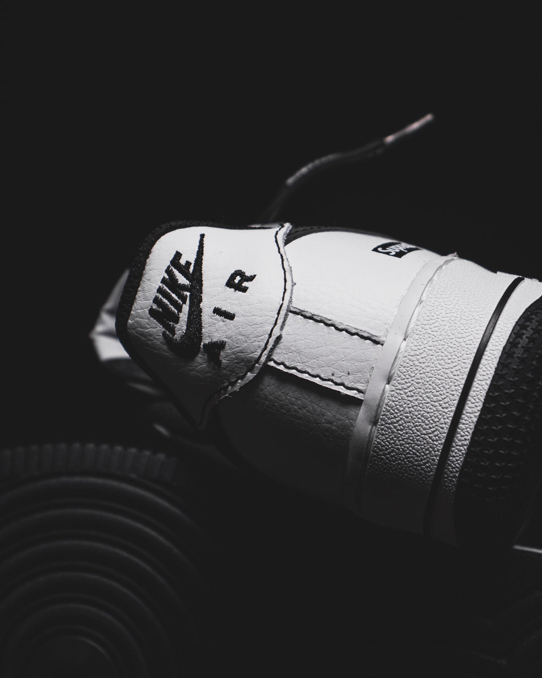 Nike Air Force One x Supreme