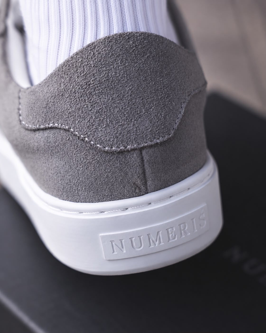 Numeris Eclipse Grey/White