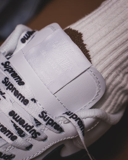 Nike Air force x supreme