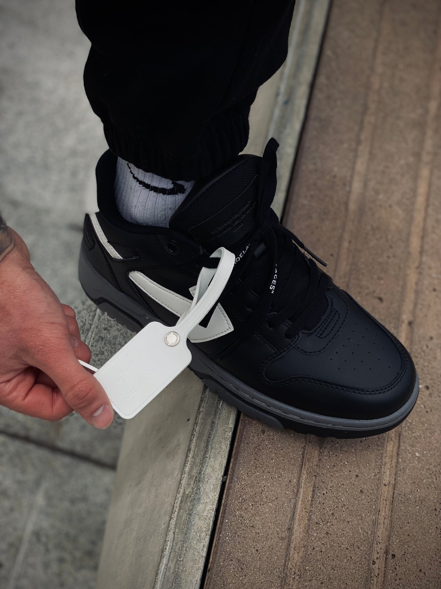 Off White out of office