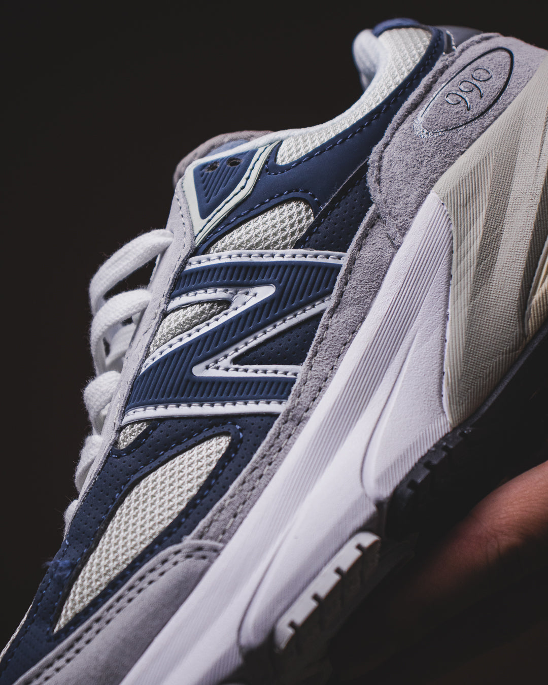 New Balance 990 v6