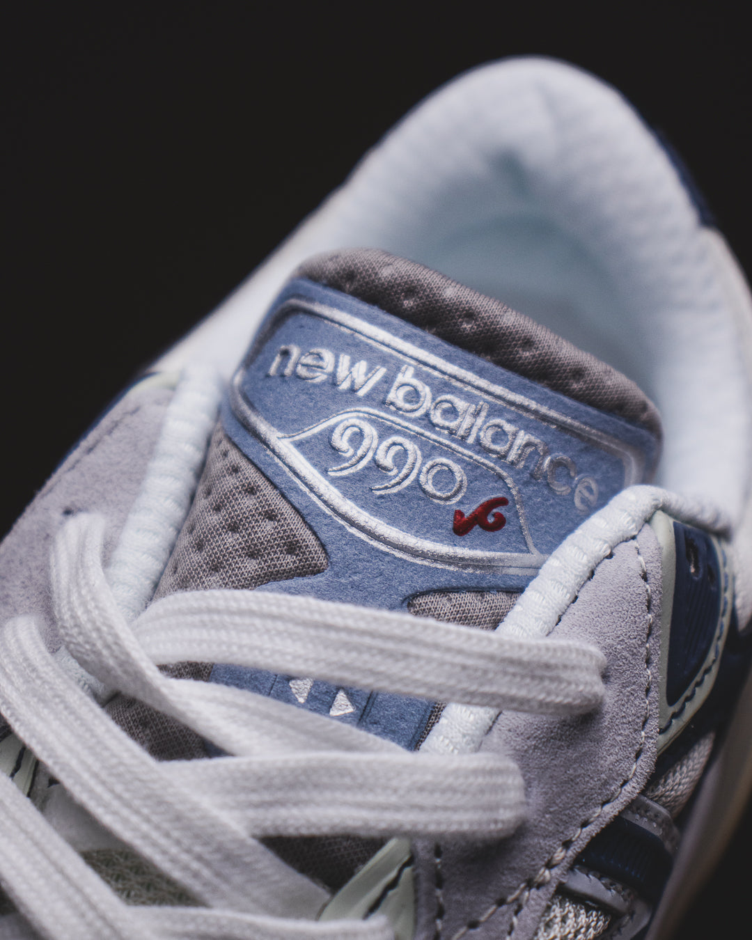 New Balance 990 v6