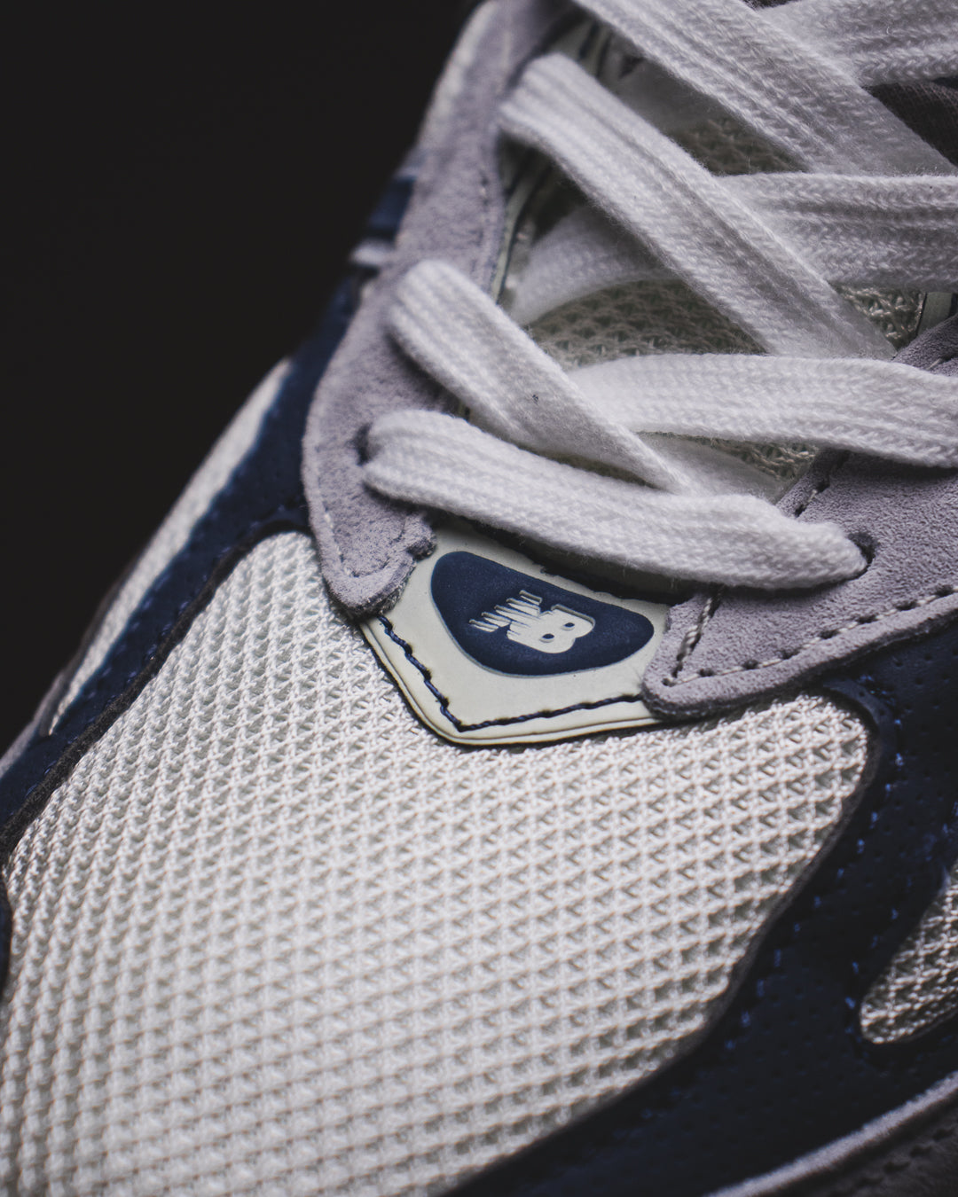 New Balance 990 v6