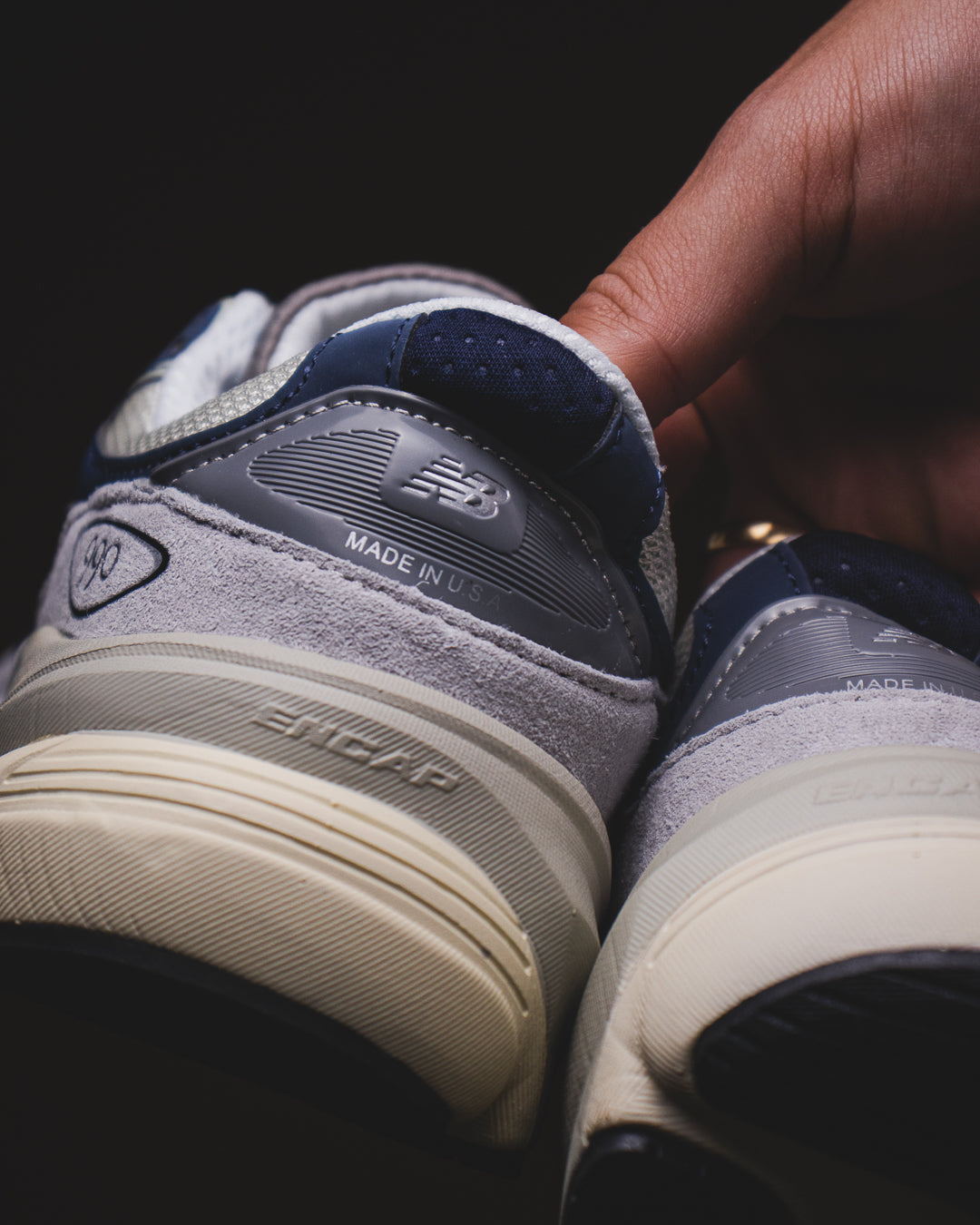 New Balance 990 v6
