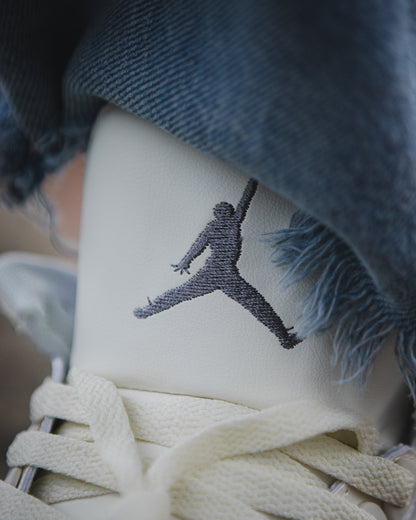 Air Jordan Retro 3 ‘ Sail Metallic Silver’