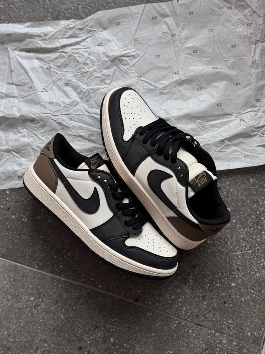 Air Jordan 1 Low OG Mocha