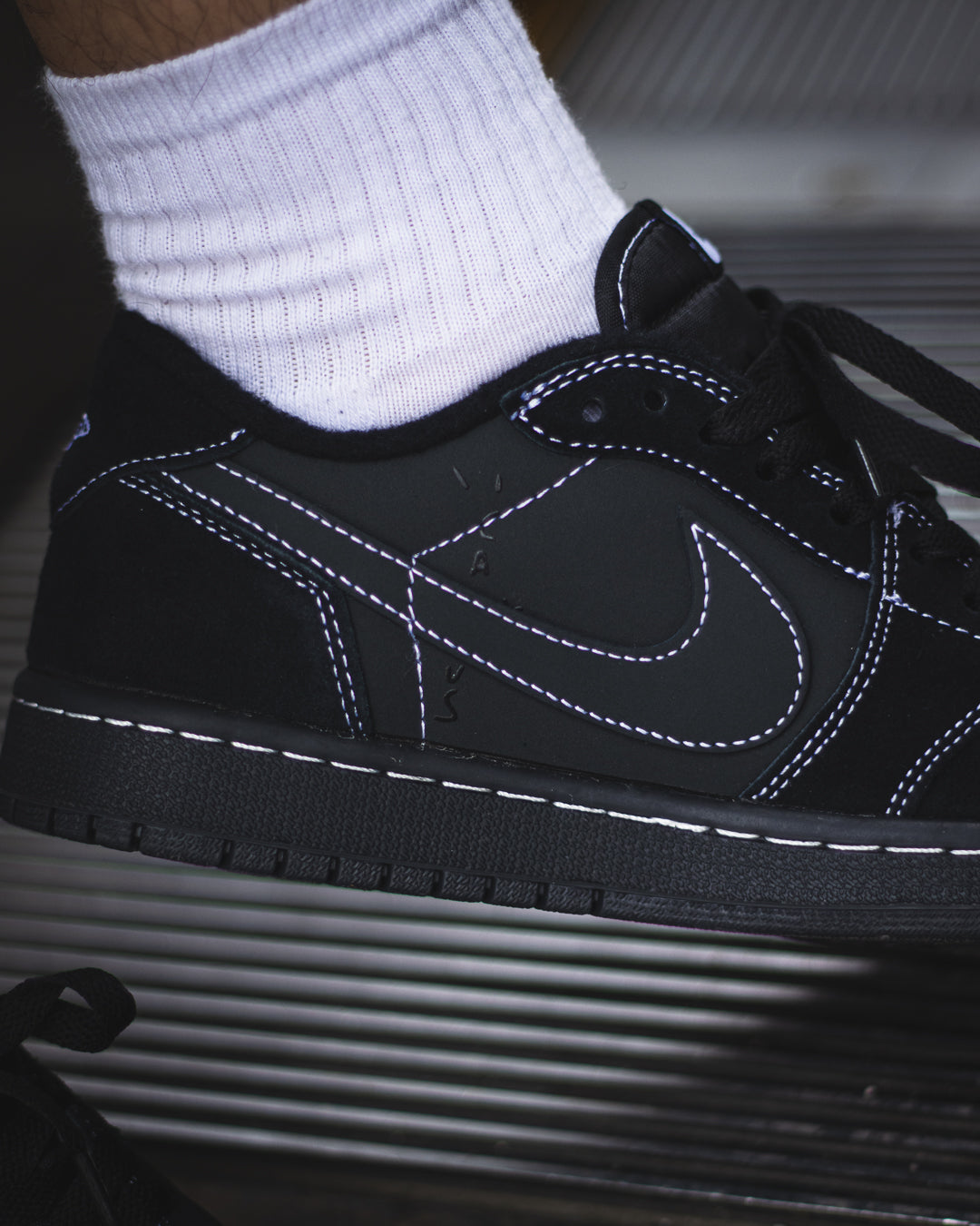 Air Jordan 1 Low OG TS "Travis Scott - Black Phantom"