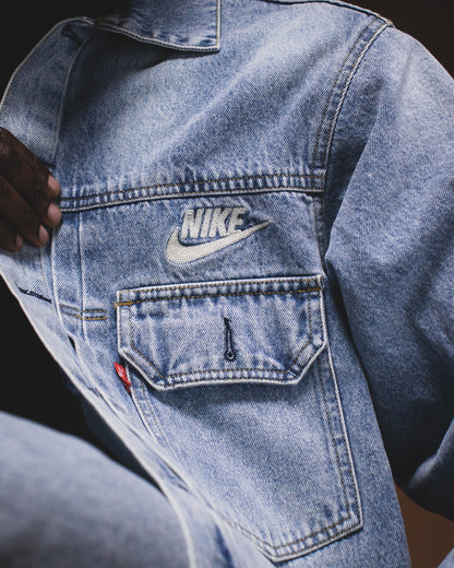 Conjunto Nike x Levis