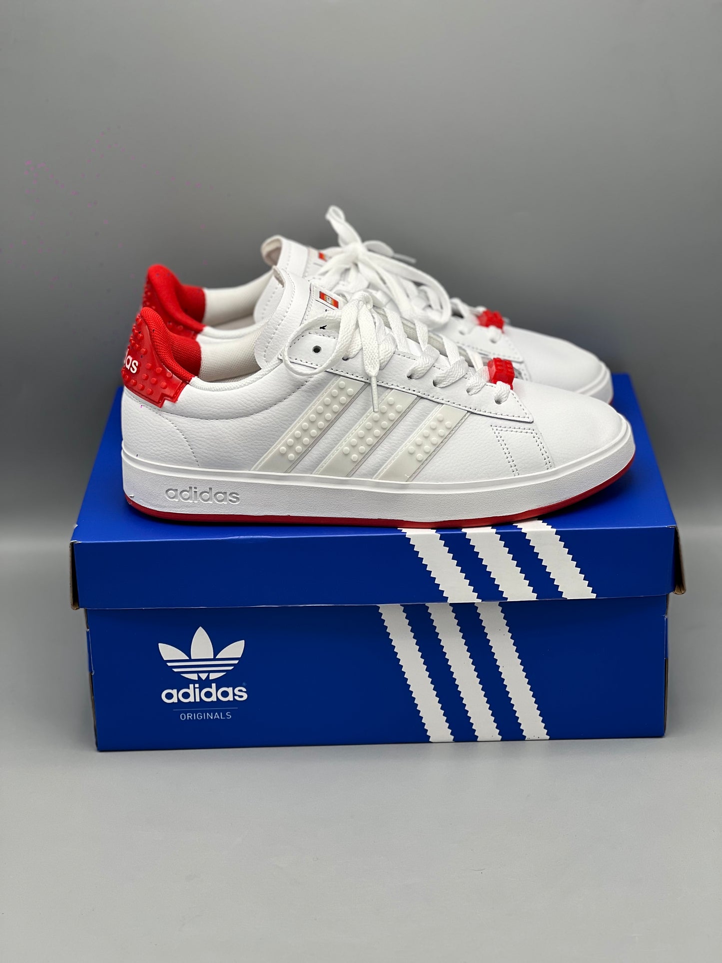 ADIDAS GRAND COURT X LEGO® 2.0