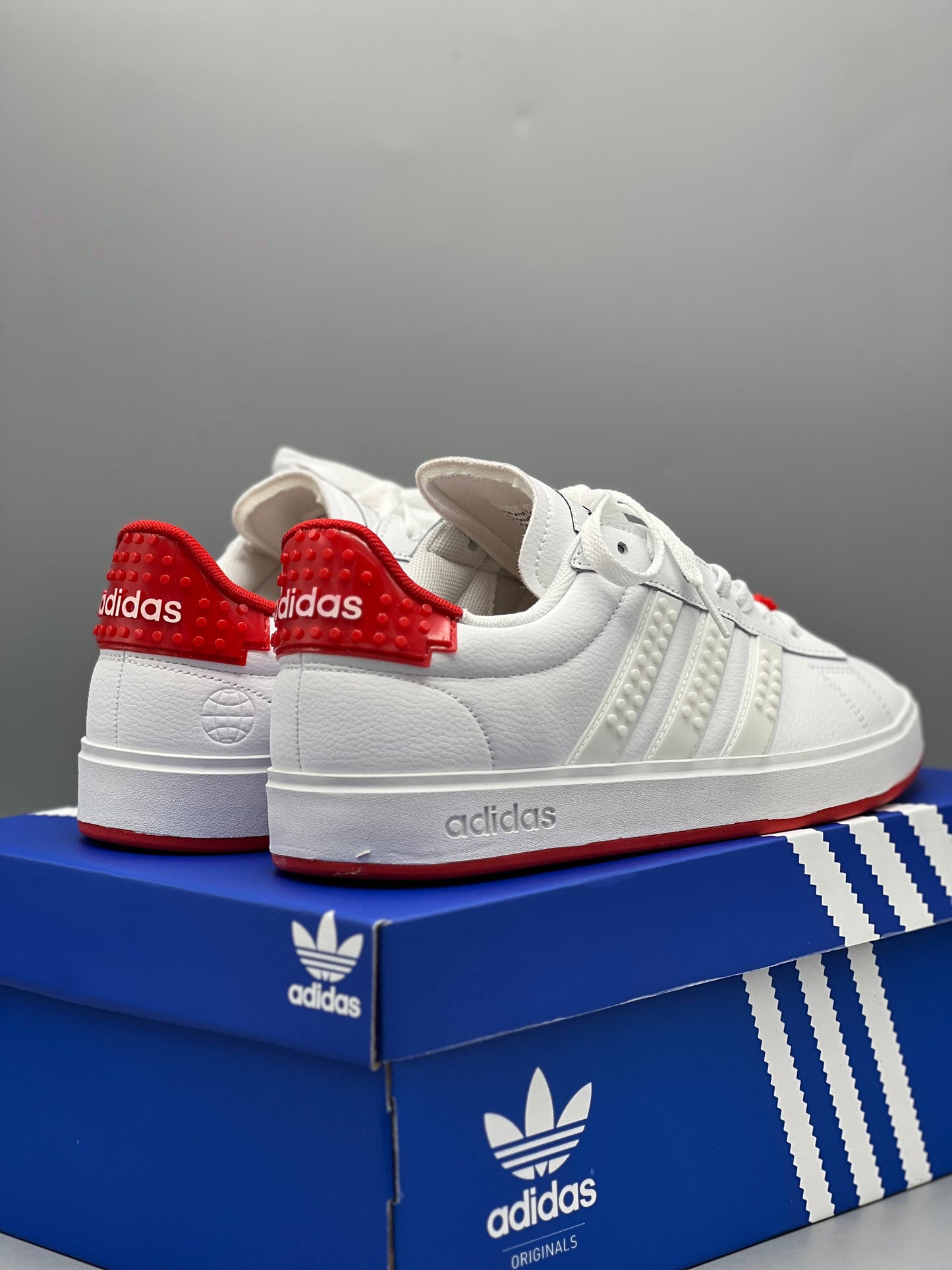 ADIDAS GRAND COURT X LEGO® 2.0