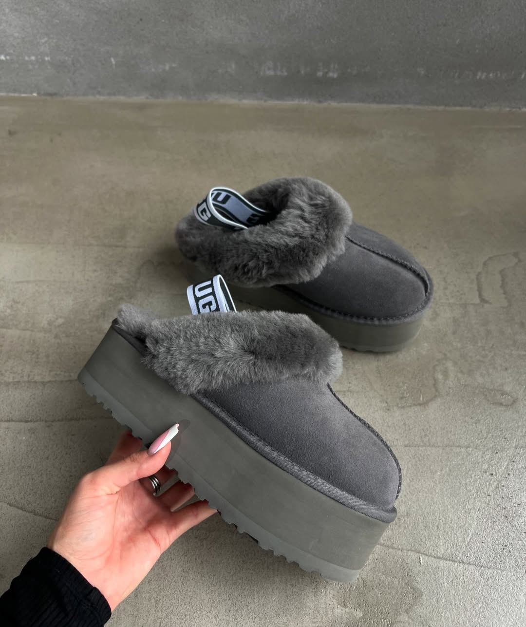Ugg