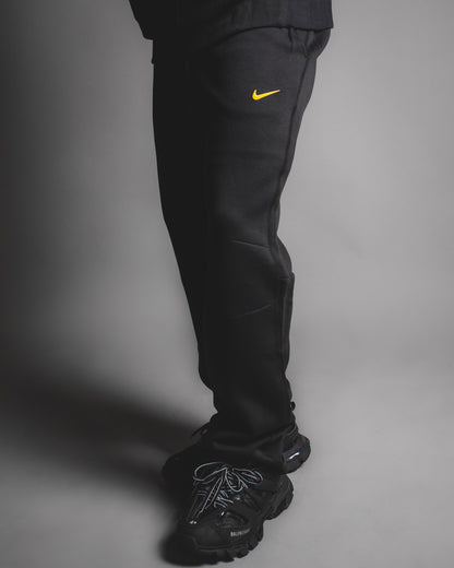 Conjunto nike tech nocta