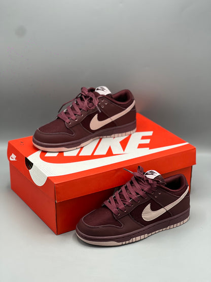 NIKE DUNK LOW RETRO PRM