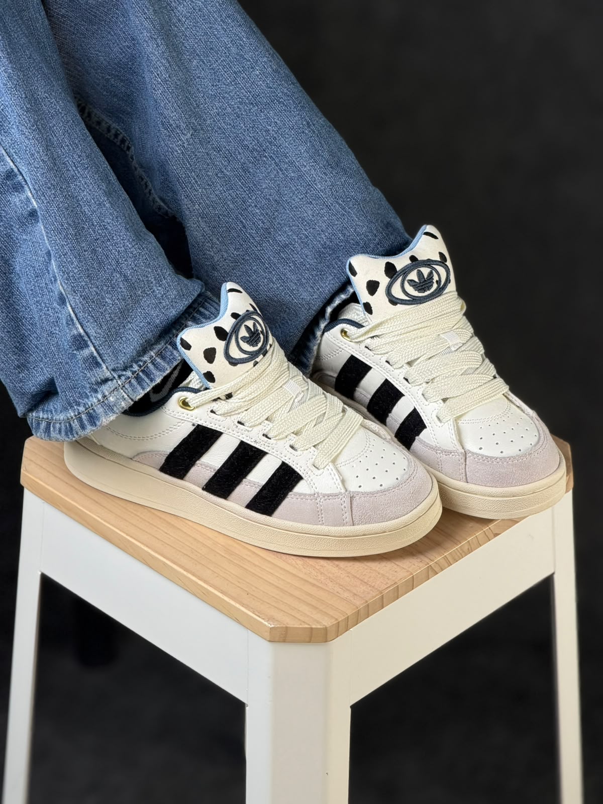 Adidas Campus 00s Disney 101 Dalmatas