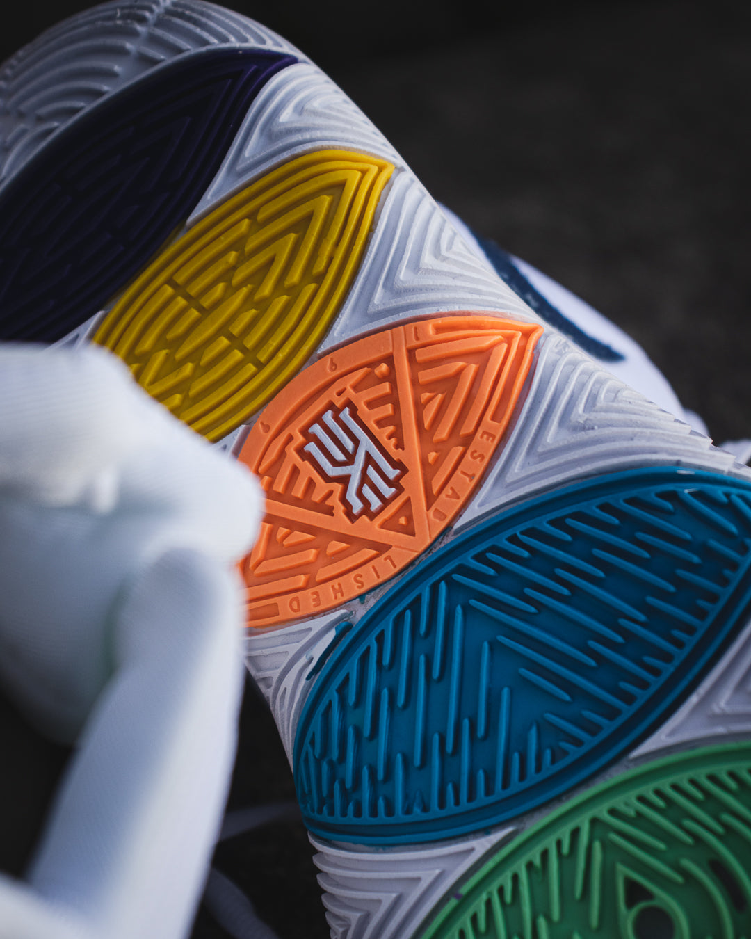 Nike Kyrie 5 Blanco Denim