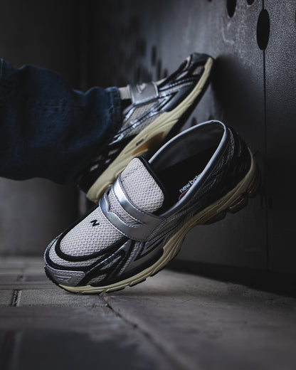 New balance 1906 L silver