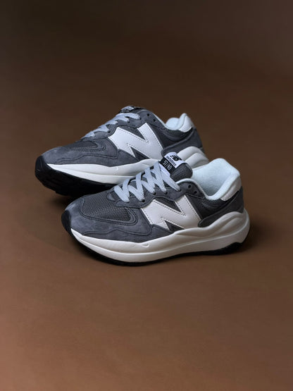 New Balance 57/40 Grey