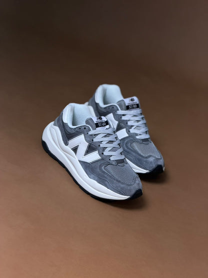 New Balance 57/40 Grey
